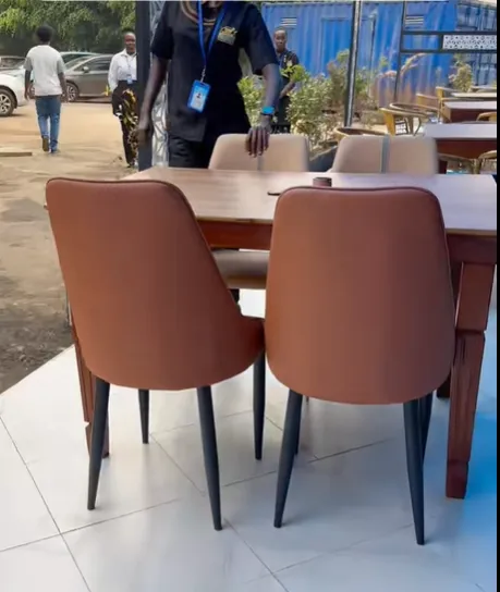 Outdoor Seating